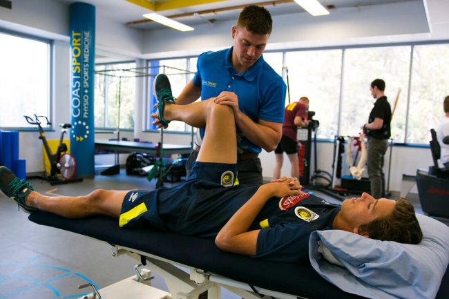 Sports Injury Recovery: How Physiotherapy Helps You Return Stronger